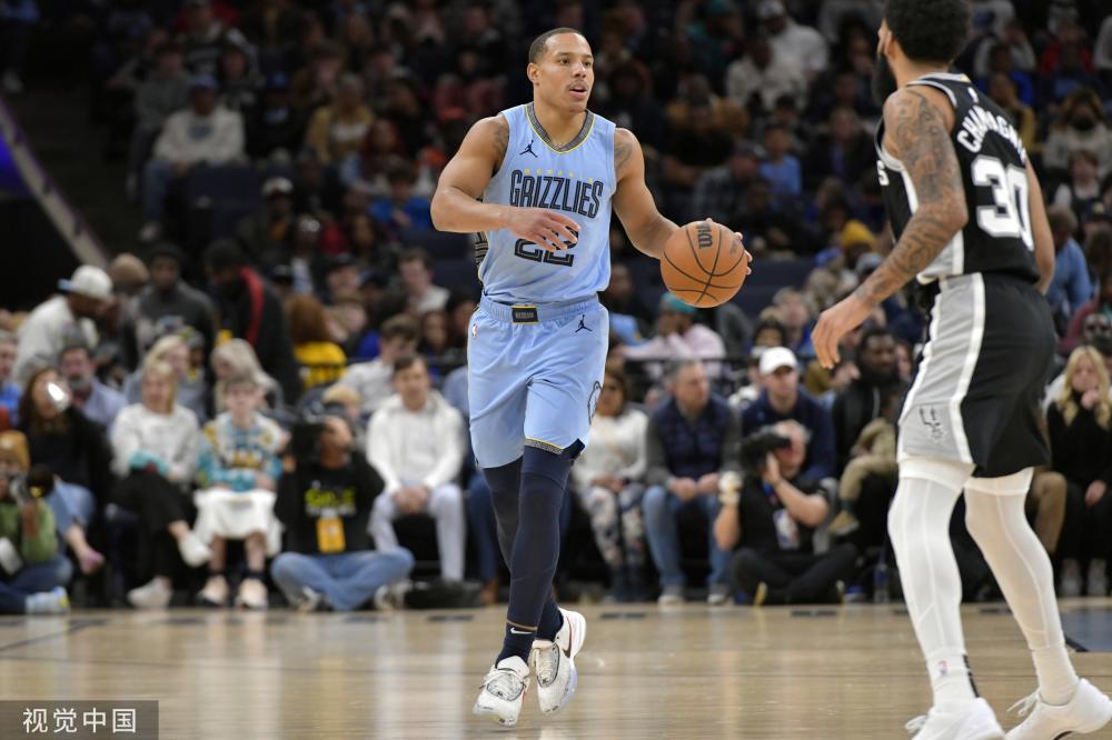 在这场赛季 在这场赛季